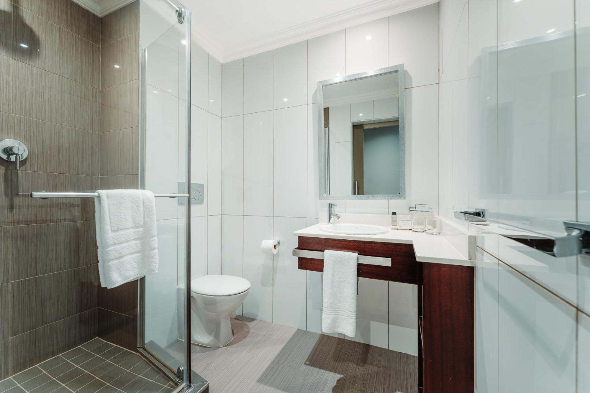 Blackrock Hotel Ньюкасл Экстерьер фото